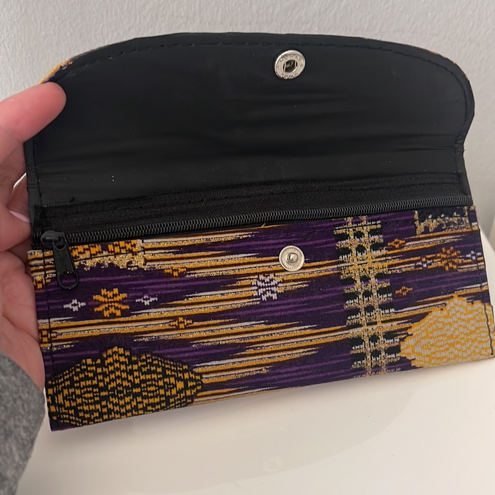 Filipino Wallet - Picture 4 of 6
